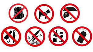 Gegenstände wie Regenschirme, Messer und Waffen dürfen nicht mitgebracht werden. Außerdem gilt ein Hunde verbot.